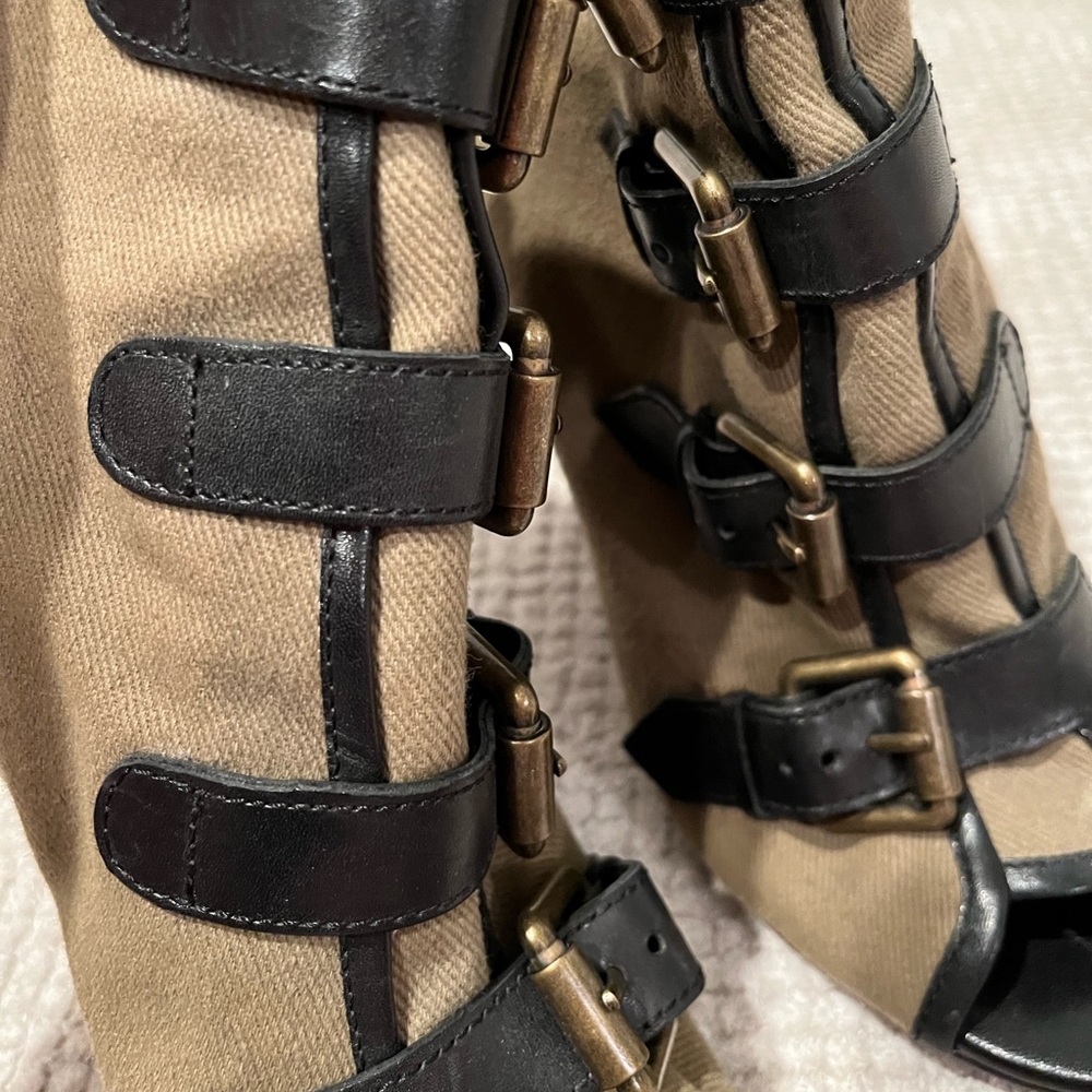 Listing for Rzaizy —Healed military boots by ASH good condition - Picture 7 of 16